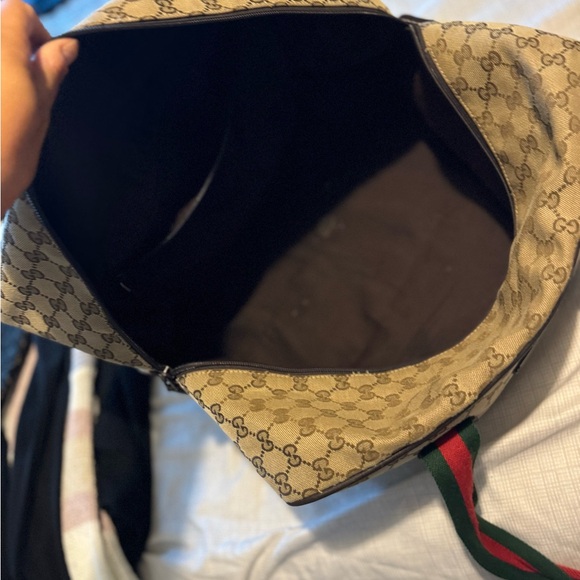 Authentic Gucci duffel bag - Picture 6 of 8